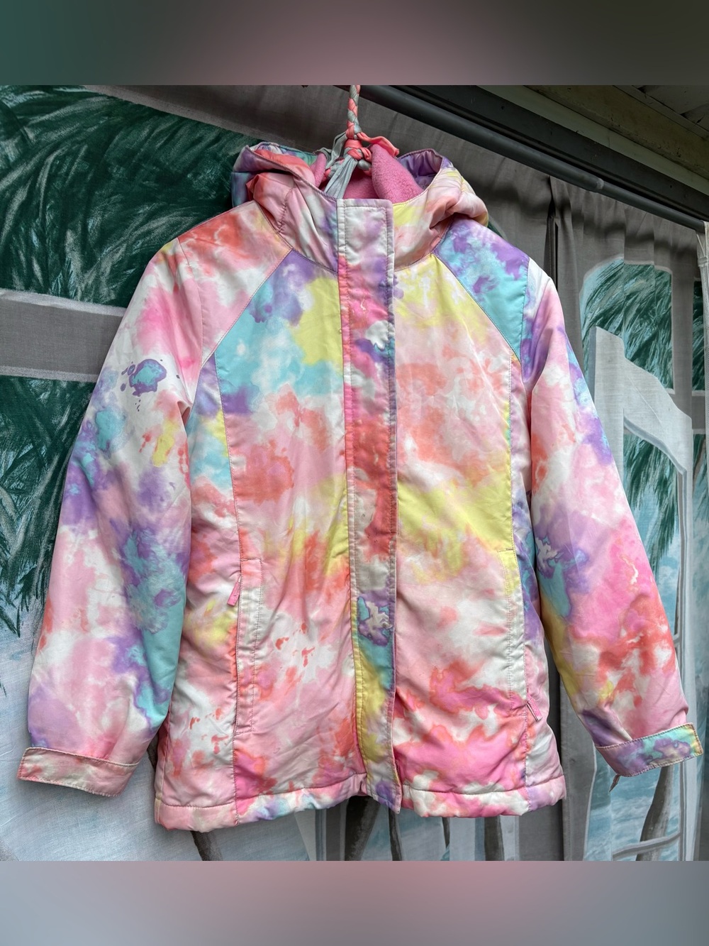 Childrens place 10/12 Pastel Tie-Dye Puffer Jacket & matching boots size 2